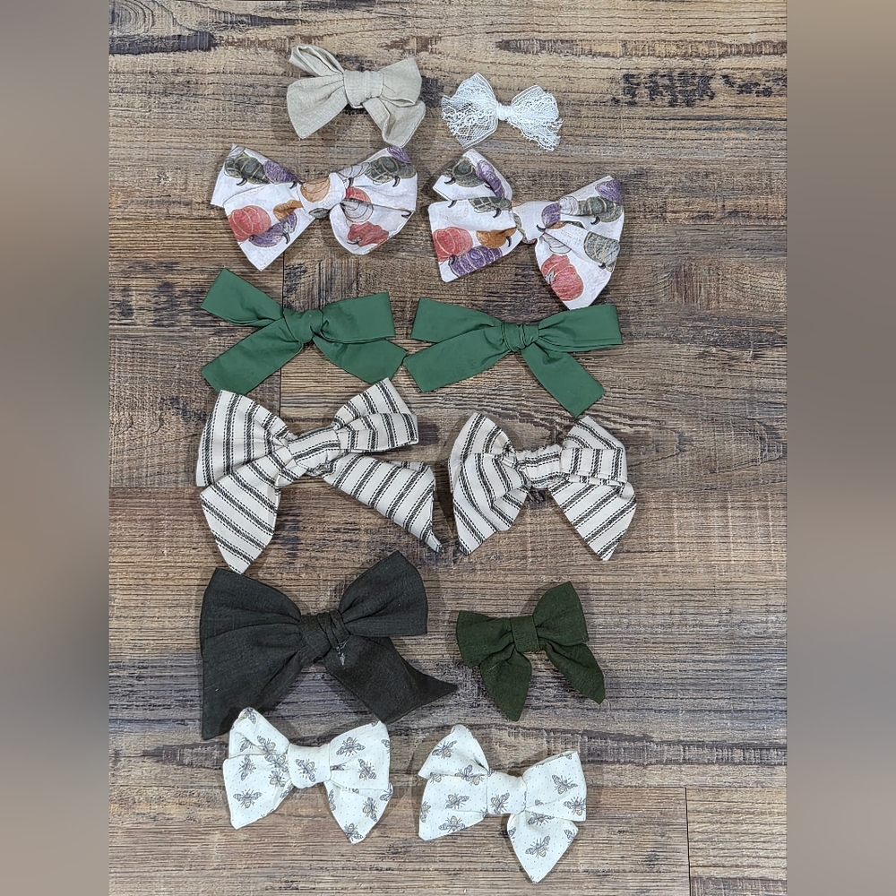 Assorted Bow Set for Kids - Green, Black, and Cream